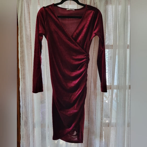 Womens Wrap V Neck Long Sleeve Velvet Ruched Cocktail Dress - Picture 2 of 4